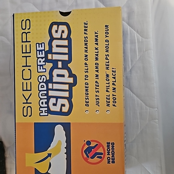 NWT Skechers slip in sandals - Picture 6 of 7